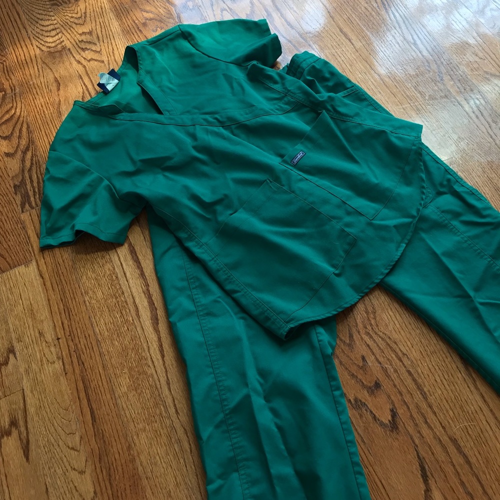 Hunter Green Sanibel Scrubs